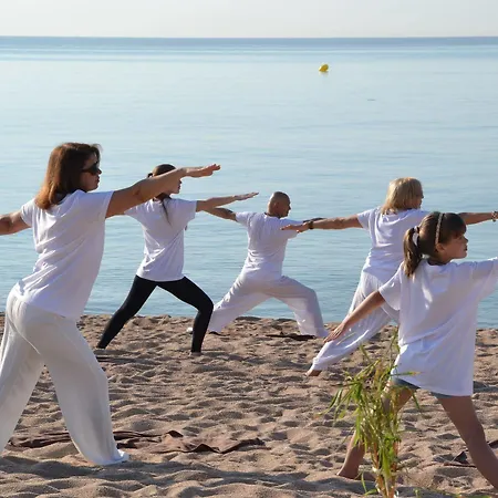Hotel Luna Park Yoga & 3*