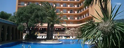 Luna Park Yoga & Hotel 3*