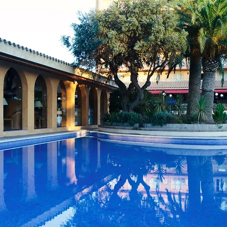 Luna Park Yoga & Hotel 3*