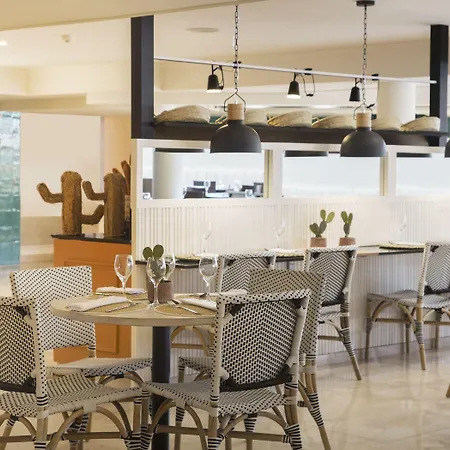 Hotel Luna Park Yoga & 3*