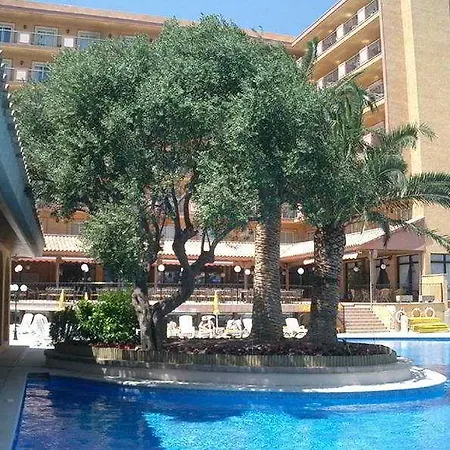 Luna Park Yoga & Hotel 3*